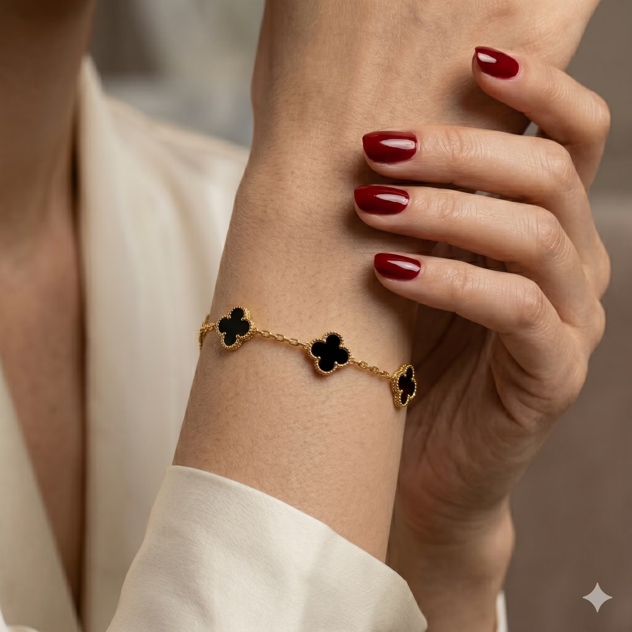 KLOVAR LONDON Black Clover Bracelet 925 Silver 18k Gold Plated